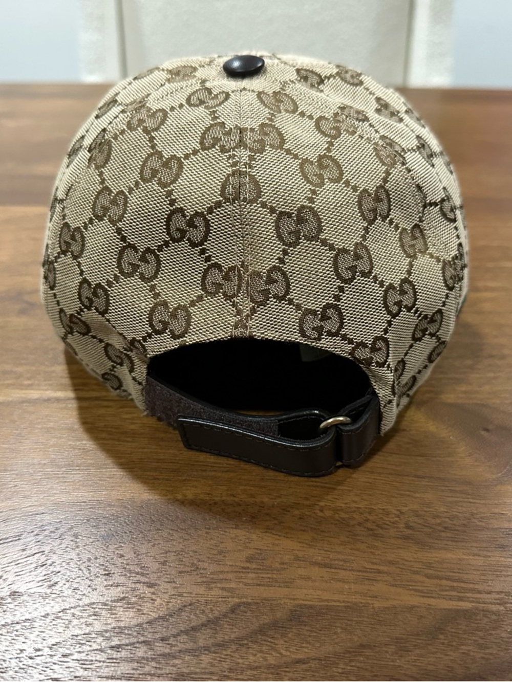 Gucci Brown Monogram Cap with Green-Red Web - Picture 3 of 8